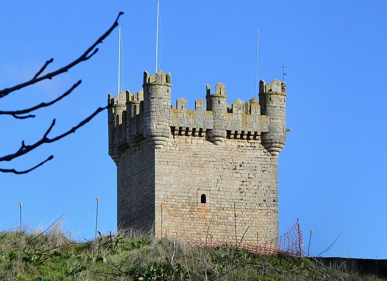 Torre Palacio de Torrepadierne, Spain